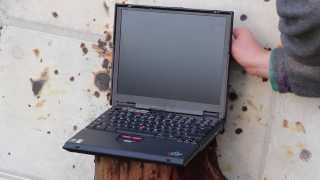 Exploding Laptop Notebook Sylvester 2013/2014 slow motion