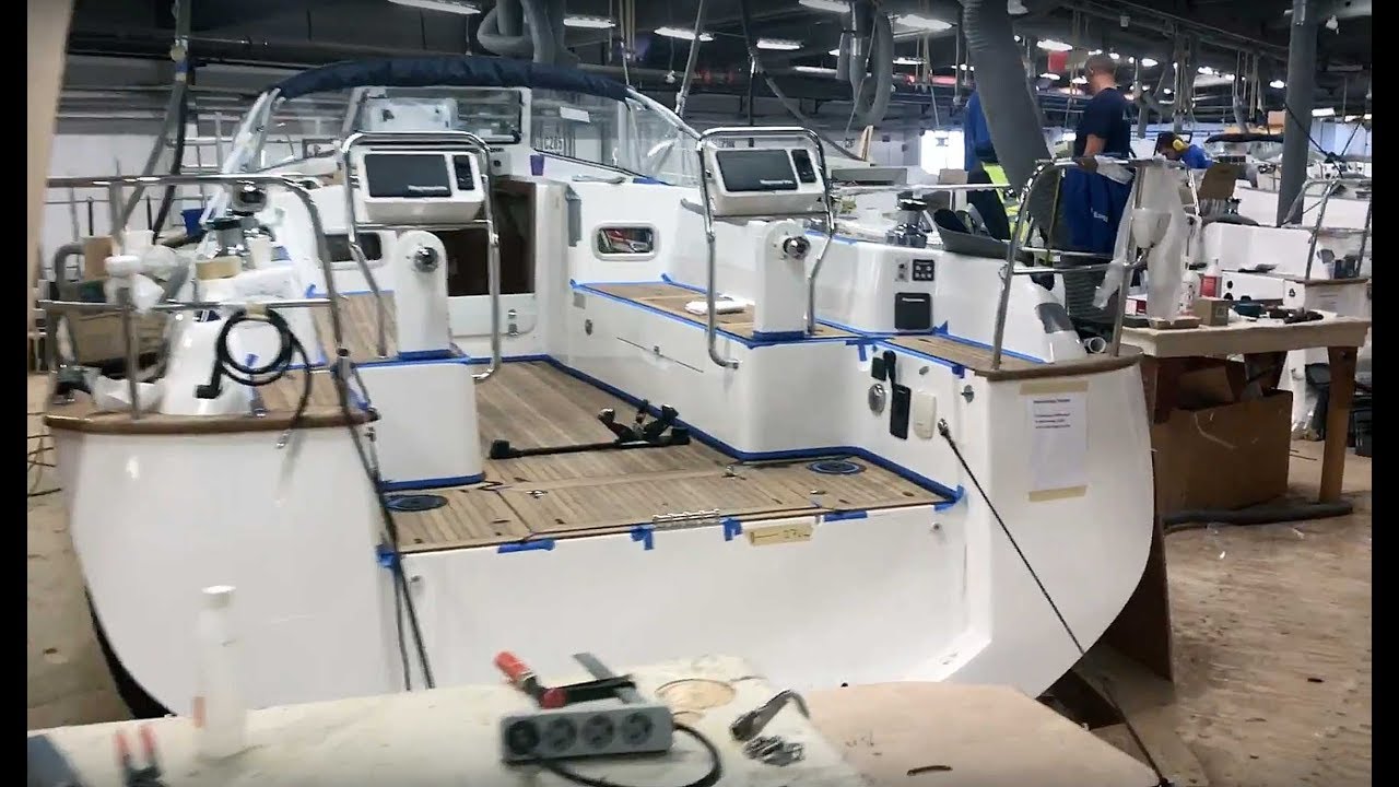 Hallberg-Rassy yachts under construction 20 October 3017
