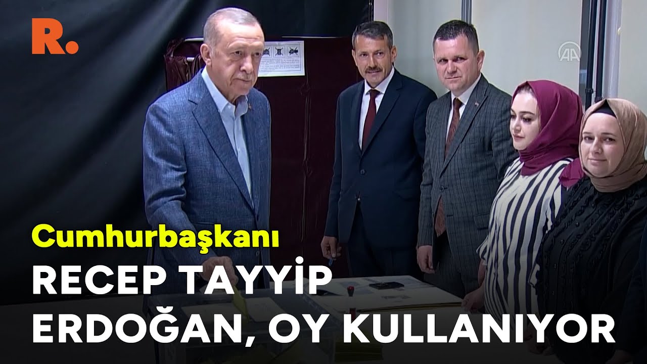 Cumhurbaşkanı Recep Tayyip Erdoğan, oy kullanıyor #CANLI