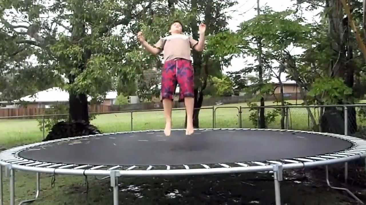 How To Do A TuckBackflip On The Trampoline YouTube