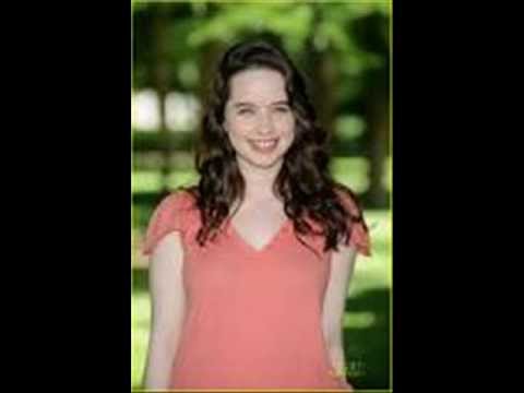 Popplewell sexy anna Anna Popplewell