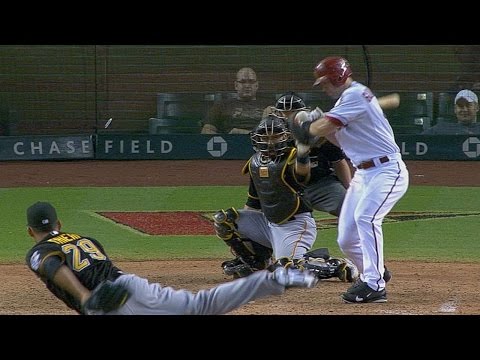 PIT@ARI: Goldy hit
