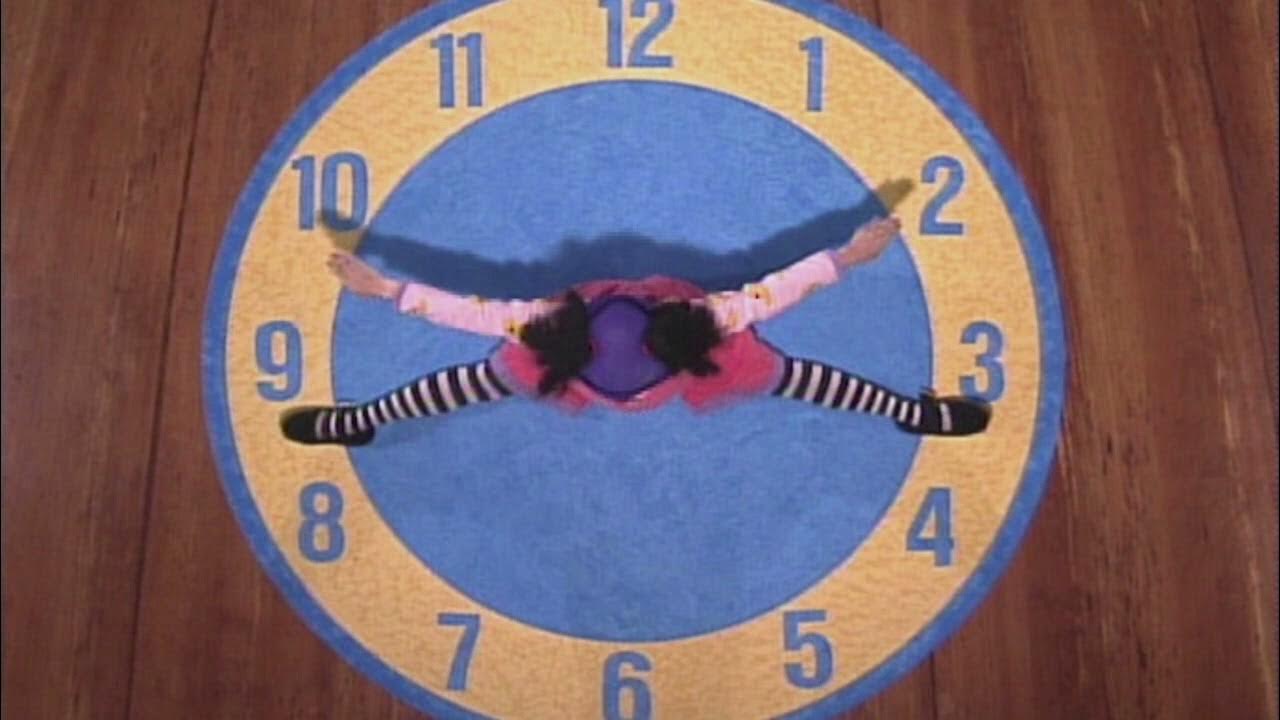 Molly And The Big Comfy Couch Clock The Big Comfy Couch Clock Rug Stretch [1 Hour Loop] [Molly Version