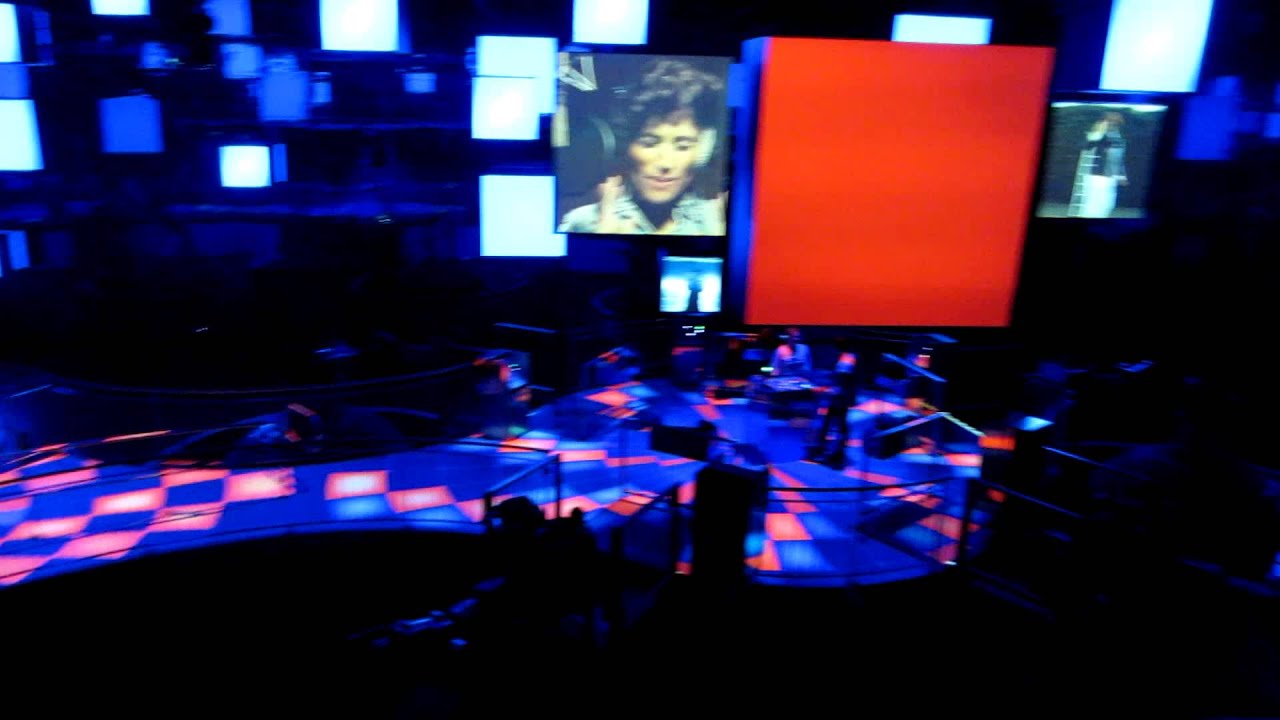 Futuroscope - Danse avec les Robots by Martin Solveig