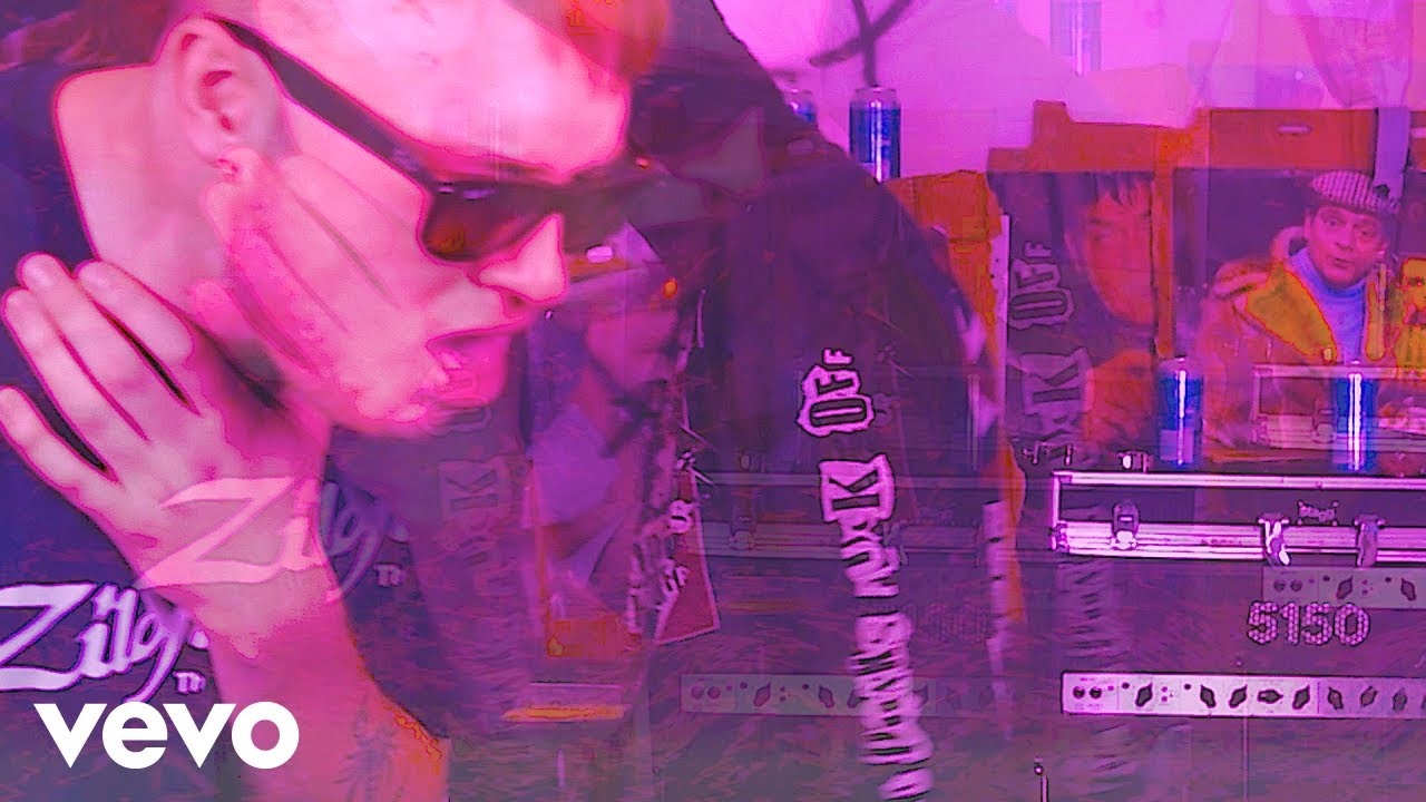 Watch Punkband - abcabcabcabcabc (Official Video) on YouTube Watch Punkband - abcabcabcabcabc (Official Video) on YouTube