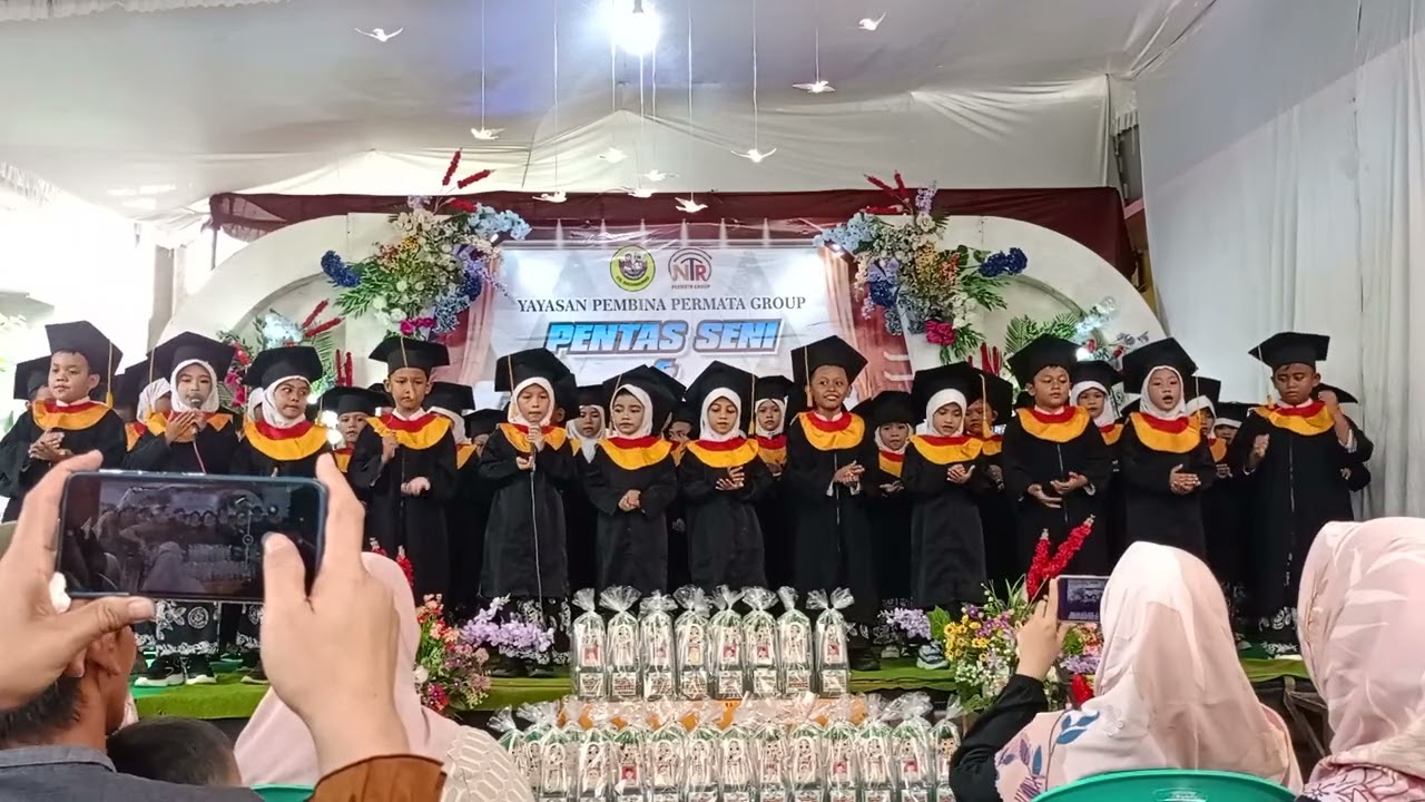 Penampilan Asmaul Husna TK Permata Kita