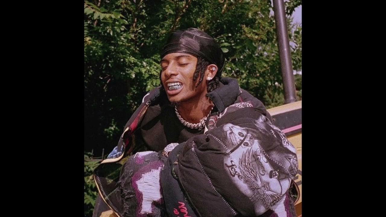Playboi Carti I Love Ui Hate U "i luv u" Playboi Carti Type Beat [Prod.LucidGoes] - YouTube