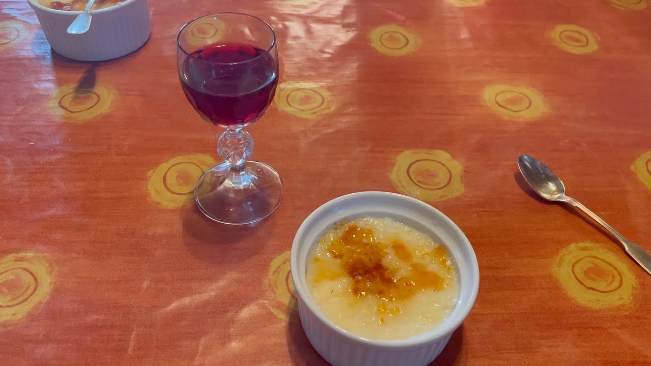 01 Witch of the Woods :  Meadowsweet crème brulée