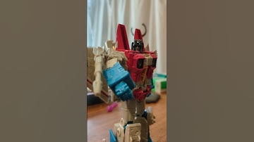 Not the best Arcee figure, but a GOOD Arcee figure! #transformers #arcee #energon #skybound