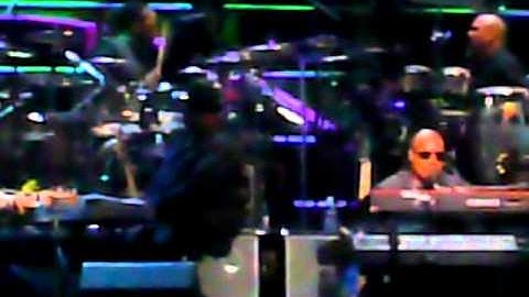 Stevie Wonder w/ Jeff Beck - 10/29/09 - Rock Hall 25th @ MSG - "Superstition"