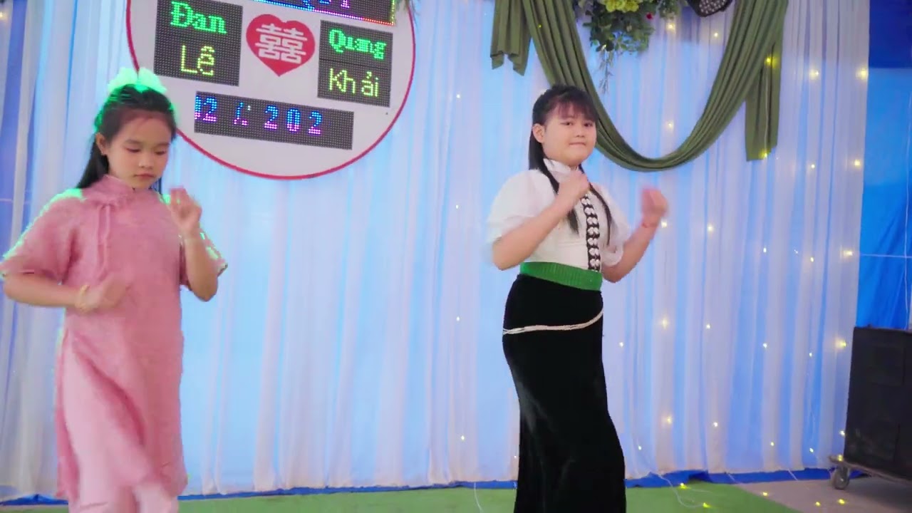 MÚA TIẾNG KHÈN MÙA BAN NỞ MỪNG LỄ VU QUY ĐAN LÊ QUANG KHẢI