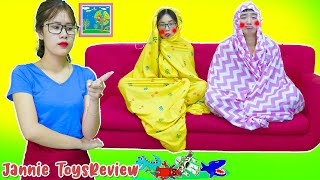 Sam 과 Johny 는 어머니에게 그들이 아프다고 거짓말을했습니다 Collection of funny kids toys story | Jannie ToysReview