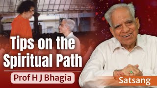 Tips on the Spiritual Path | Prof H J Bhagia | Satsang from Prasanthi Nilayam screenshot 5