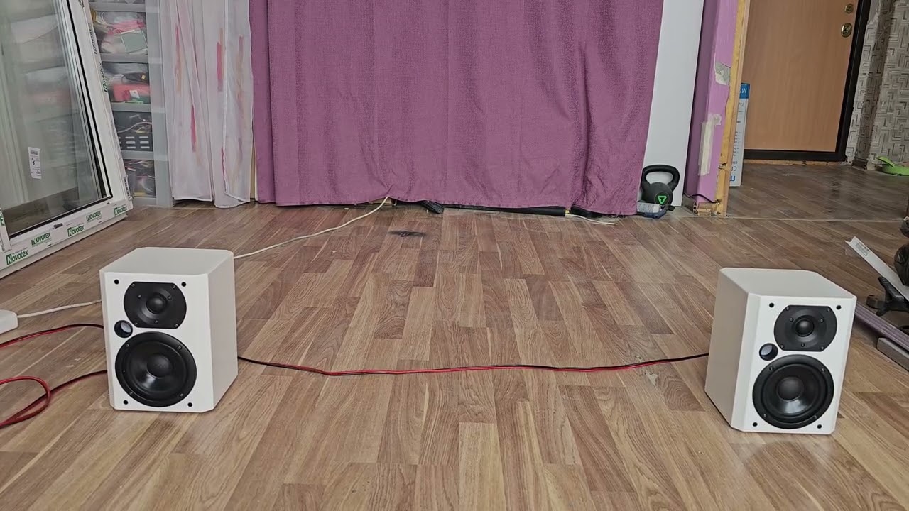 T+A Pulsar Tar 400E.