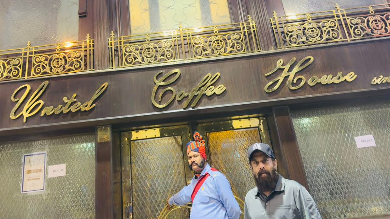 Dussehra Celebration in Delhi 2025 | Dinner at United Coffee House CP | Connaught Place Vlog 