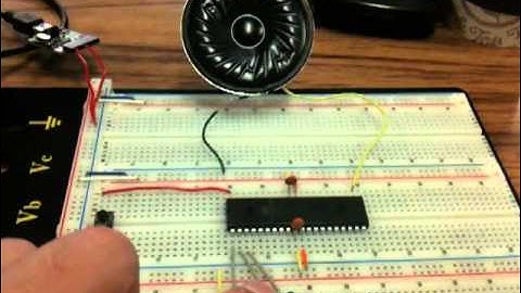 Generate a tone on speaker based on button pressed (version 2)