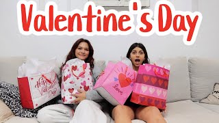 VALENTINE'S DAY SPECIAL! WHAT WE GOT FOR VALENTINES DAY! EMMA AND ELLIE