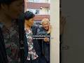 なぜ私は壁と仲良しなの？