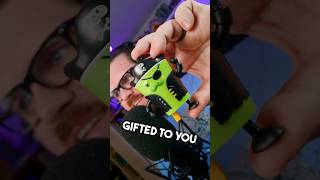 Unboxing a complete set of Wendy&#39;s Halloween Frosty Frights kids meal toys!