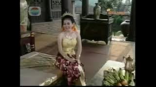 revi mariska dan ratu anisa dikolosal Roro mendut