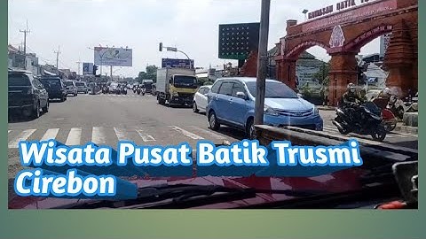 Wisata pusat Batik Trusmi Cirebon..