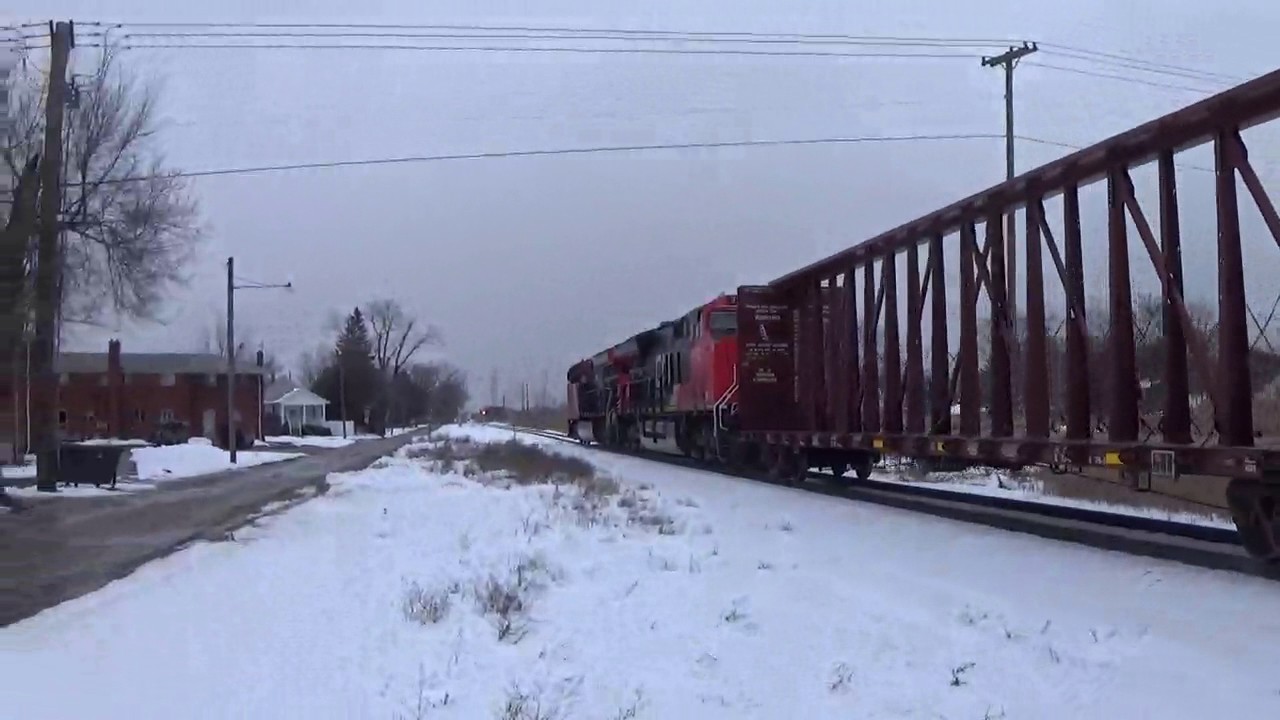 CN 382 coming to a stop just before Emmons BLVD. in Wyandotte, MI