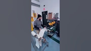 Pure 10 Green  Belt with Sidewall, Cleats, and V-Guides  - Part 1