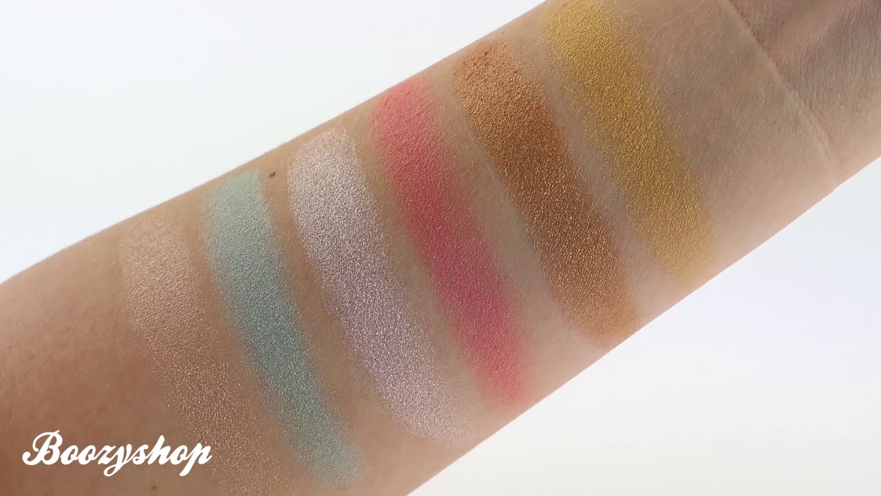 KimChi Chic Beauty Drama Queen The Unboring Highlighter Palette