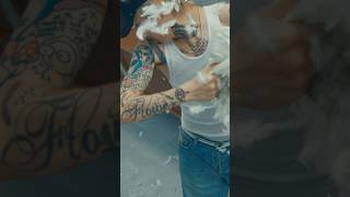 「ティファニーで朝食を」 MV公開中