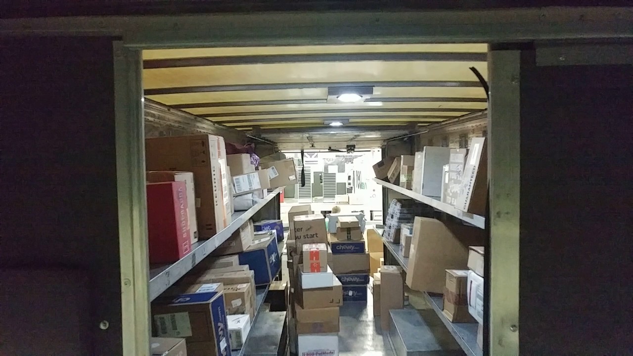 Fedex HD loading timelapse. R159. - YouTube