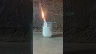 glass me kaid CO2 carbon dioxide 😱😯#sciecne #experiment #shorts #simple #short #viral