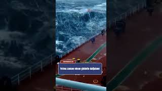 Fırtına Zamanı Okean Şiddətlə Dalğalanır Sakit Okeanı