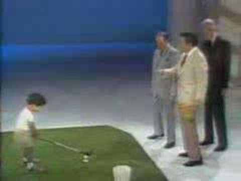 有村智恵の旗包みショット ゴルフ動画でレッスン マナー ルールを学ぶ ゴルフ上達ちゃんねる