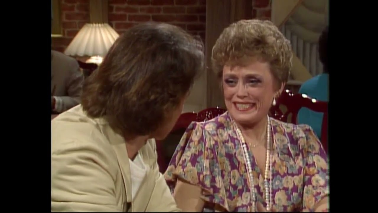 THE GOLDEN GIRLS - Blanche Dates a Younger Man - 1985