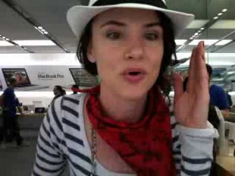Juliette Lewis’s Viral Video: Behind The Leak Experience