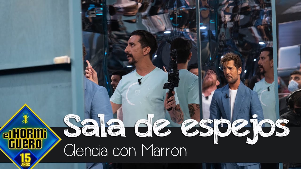Marron mete a David Bisbal y Luis Fonsi en una habitación de espejos - El Hormiguero