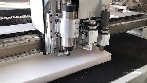 AccTek cnc oscillating V cut knife cutting machine for foam sponge
