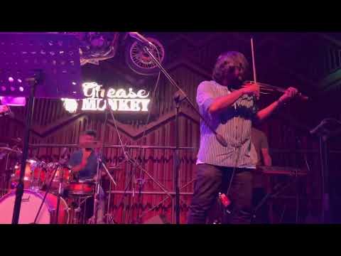 Live Sandilya Pisapati