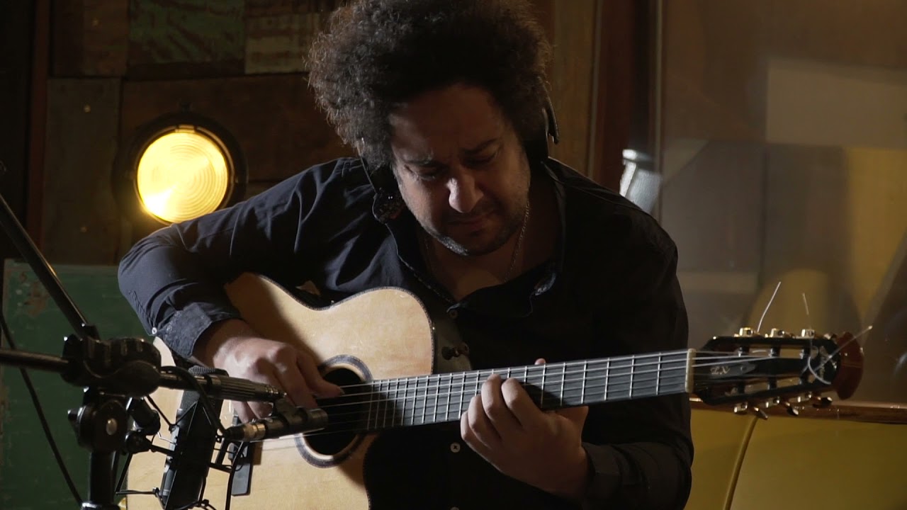 WAVE - DIEGO FIGUEIREDO adlı videoyu YouTube'da izle WAVE - DIEGO FIGUEIREDO adlı videoyu YouTube'da izle