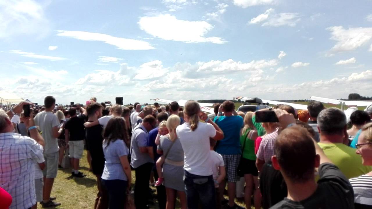 F-16 Tiger Demo Team na pikniku szybowcowym w Lesznie 19.06.2016