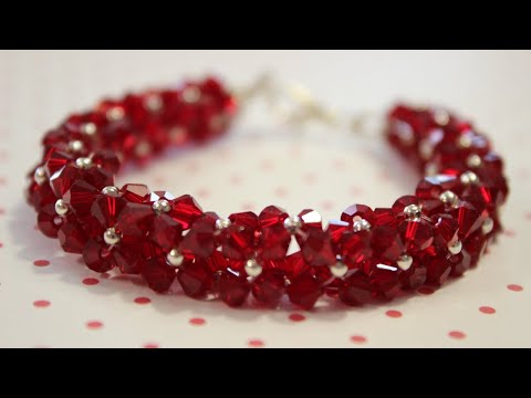 Браслет из биконусов и бисера | Гранатовый браслет из биконусов