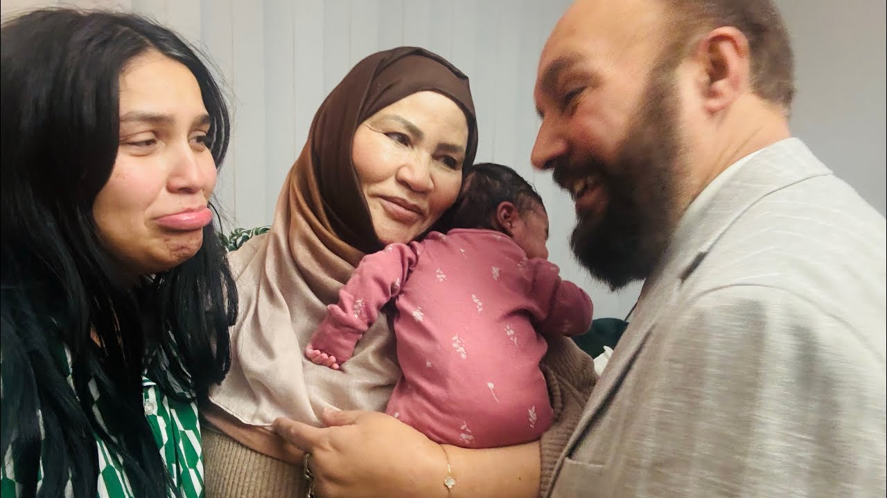 Our Emotional Goodbye: The Flight to Pakistan!!