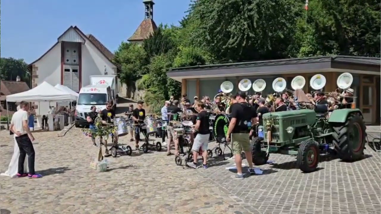 laubbärggugger wil & barocker laufenburg - hollywood hills, sunrise avenue