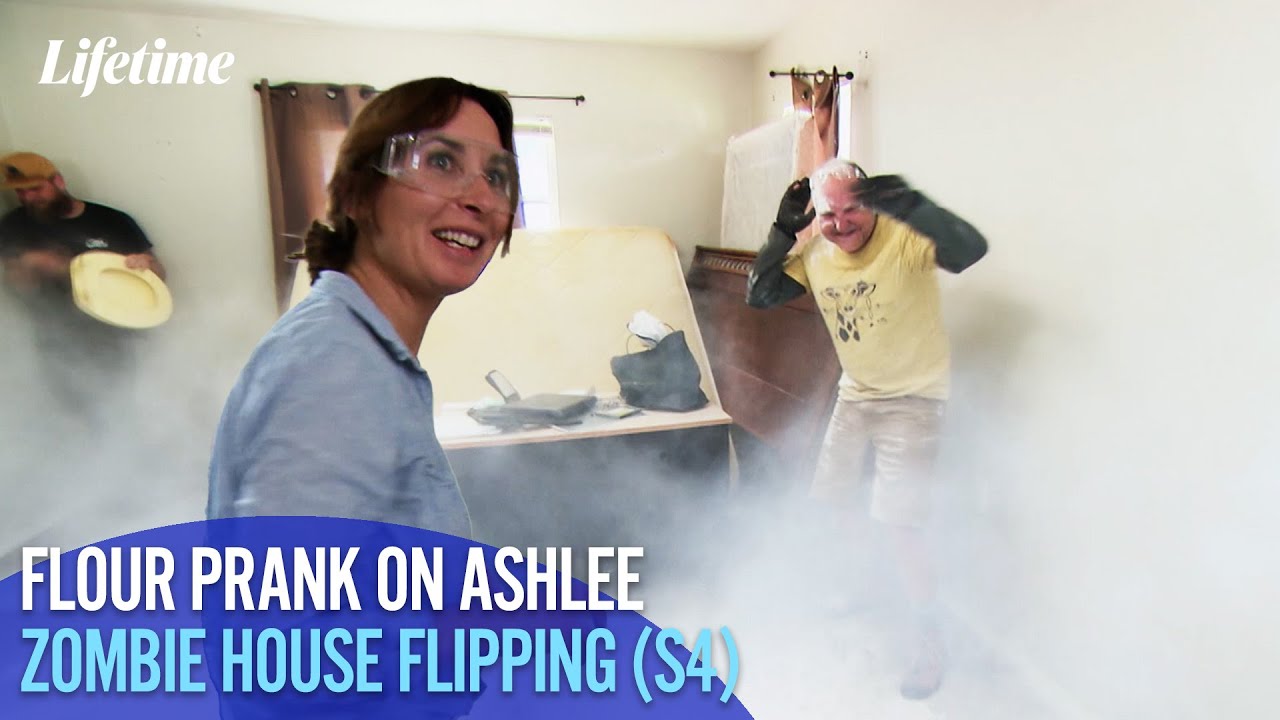 Ashlee Got PRANKED! | Zombie House Flipping (S4) - YouTube