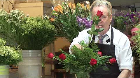 What does a floral designer do?