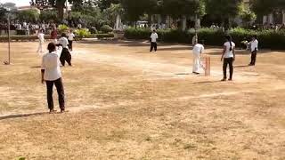JRH University girls cricket teem