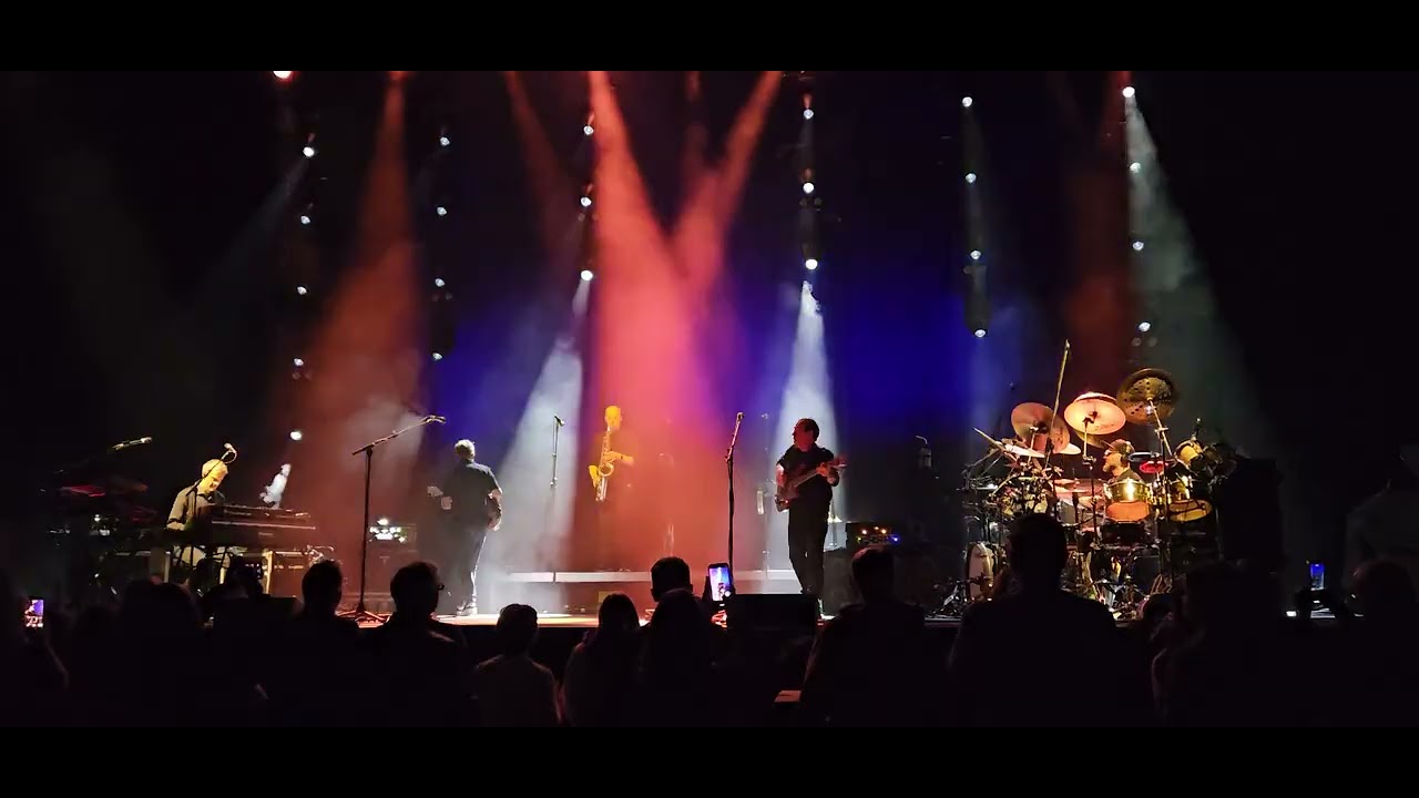 Love Games, Level 42, Derby, 17 Nov 2025. 