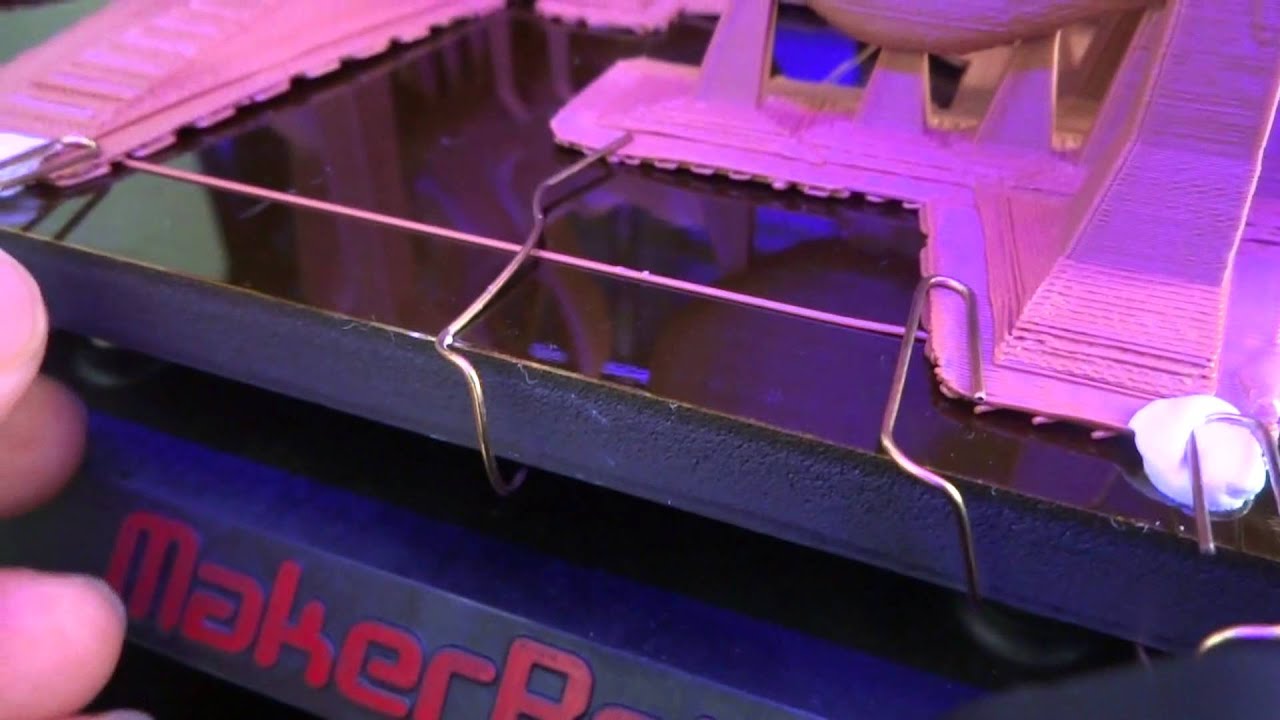 Makerbot Printing to scale and parts - YouTube