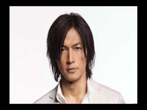 B'z 稲葉浩志、歌詞が生まれる秘密とは？＆サポートメンバーに初の女性を選んだ理由を語る。