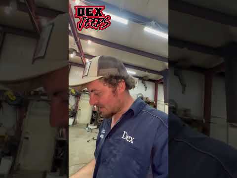 How S It Not Leak Oil Here Xj Jeepxj Xjjeep Jeepcherokee Mechanic Jeep